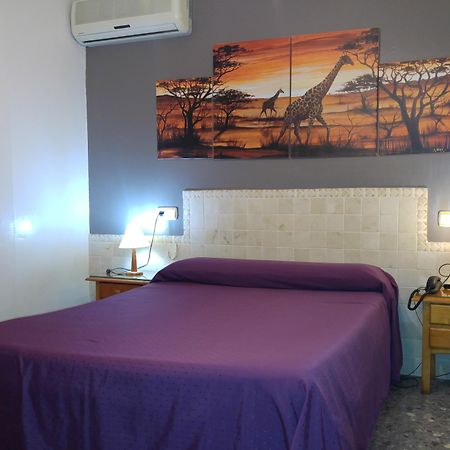 Hotel Miraya Beach Torre Del Mar Esterno foto