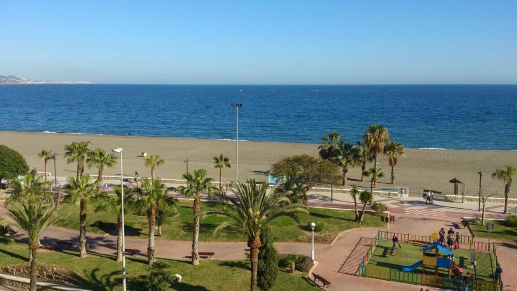 Hotel Miraya Beach Torre Del Mar Esterno foto
