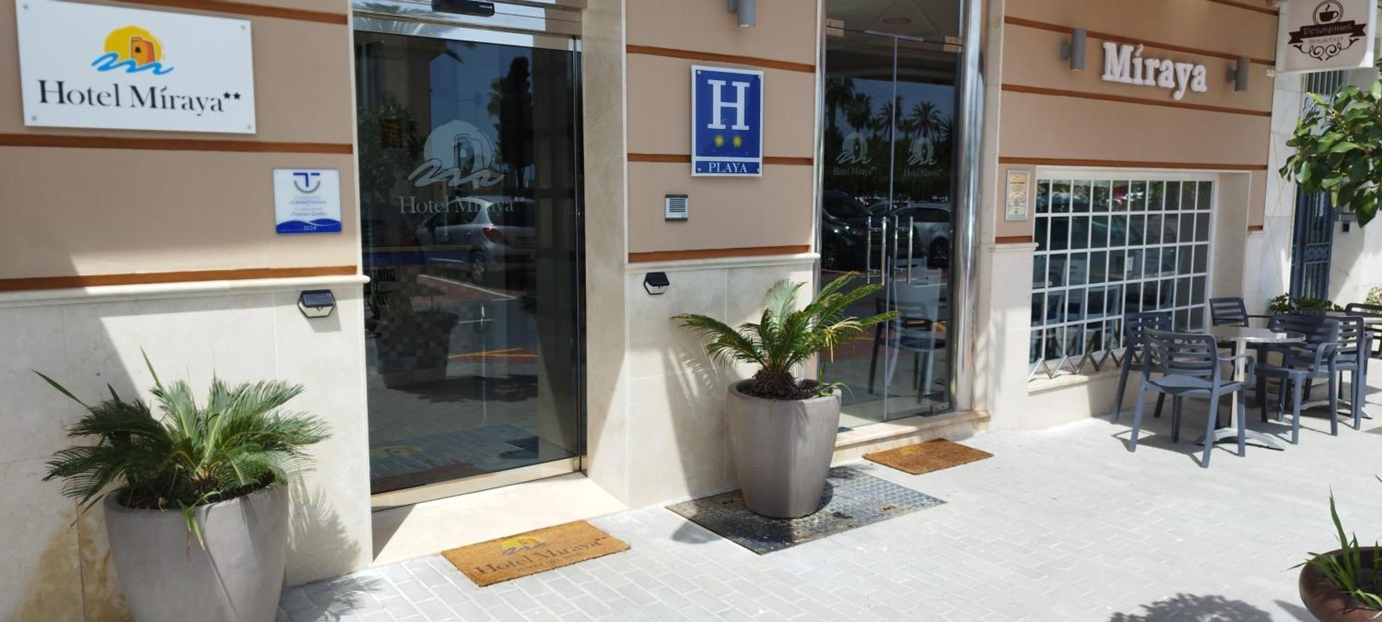 Hotel Miraya Beach Torre Del Mar Esterno foto