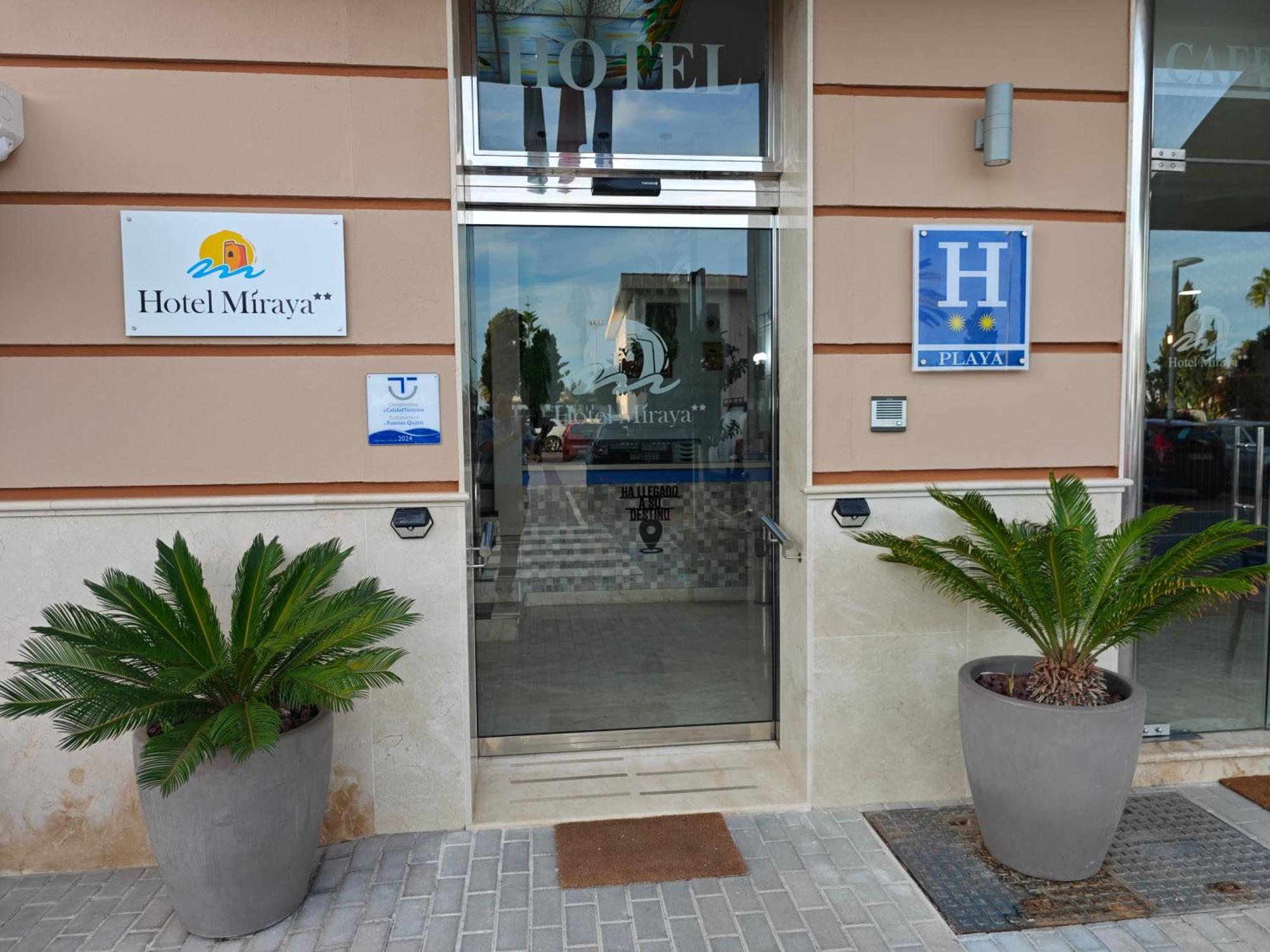 Hotel Miraya Beach Torre Del Mar Esterno foto