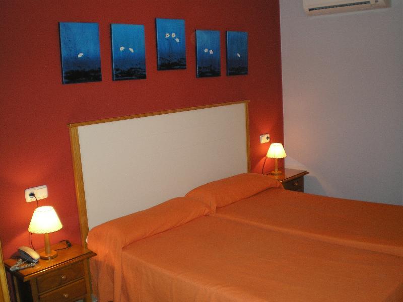 Hotel Miraya Beach Torre Del Mar Esterno foto